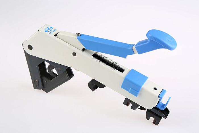 高速公路護欄板壓型機